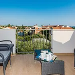 Family Friendly House With A Swimming Pool Sveti Filip I Jakov, Biograd - 15775 Сasa de vacaciones Sveti Filip i Jakov
