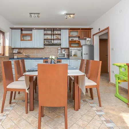 Family Friendly House With A Swimming Pool Sveti Filip I Jakov, Biograd - 15775 * Sveti Filip i Jakov