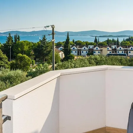 Family Friendly House With A Swimming Pool Sveti Filip I Jakov, Biograd - 15775 *