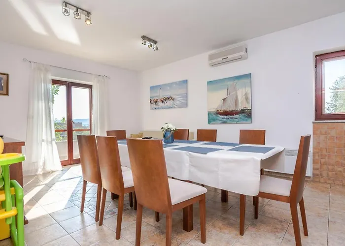 Family Friendly House With A Swimming Pool Sveti Filip I Jakov, Biograd - 15775 Hébergement de vacances Sveti Filip i Jakov
